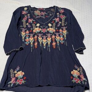 Johnny Was Embroidered Tunic xs silky